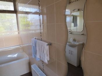 The Stone House 3*